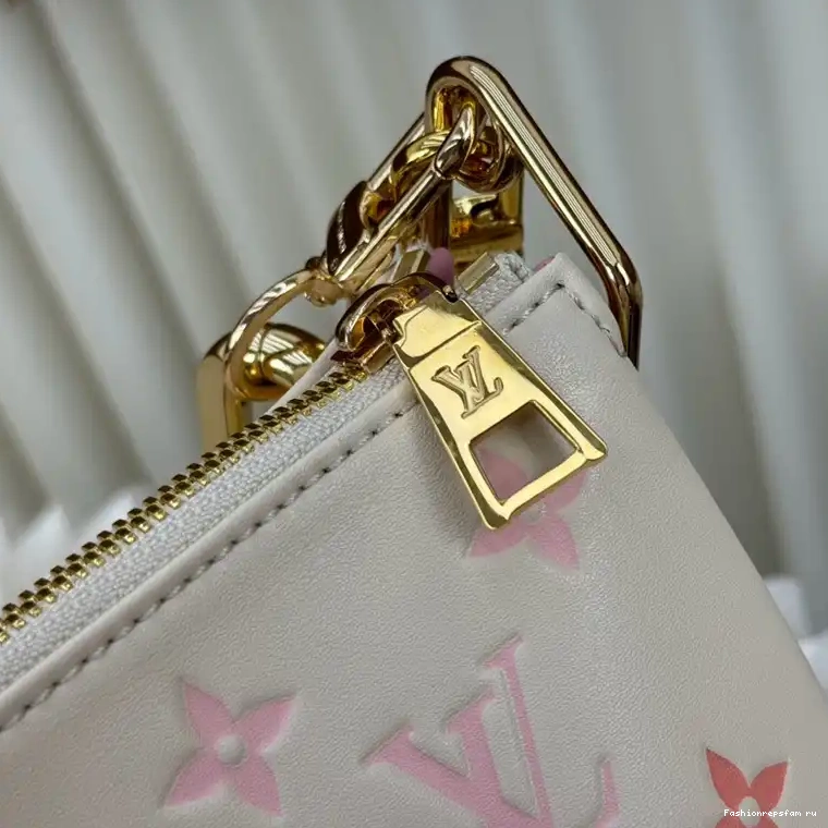 Fashionrepsfam ru Bags 2407YZ0225 LV 0727